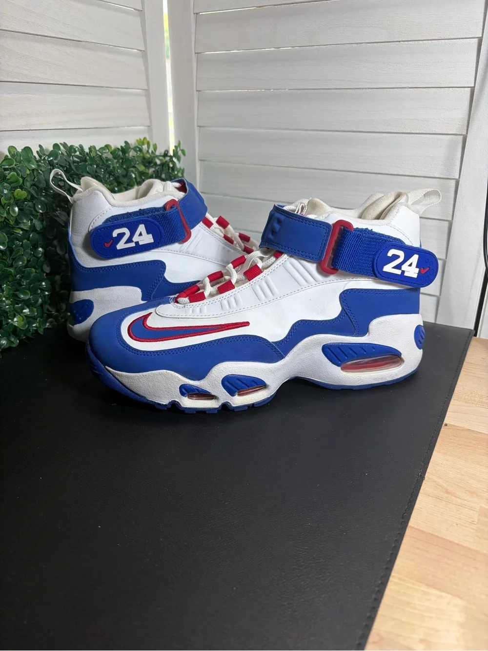 Nike Air Griffey Max 1 USA Blue White Red DX3724-100 Size 7Y Fits Women’s 8.5